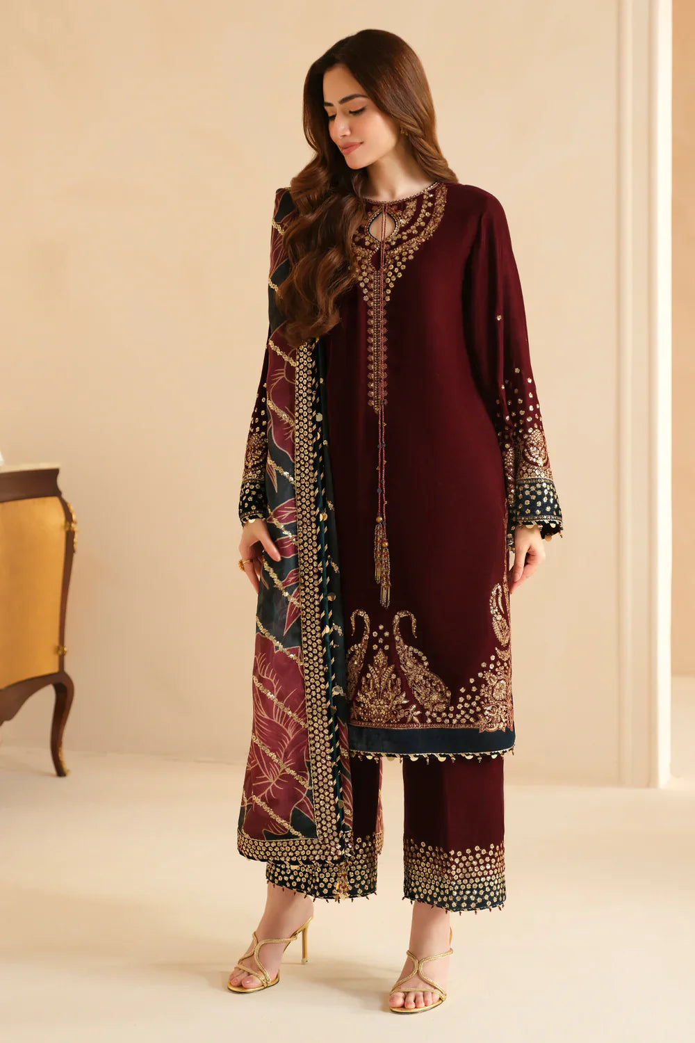 JAZMIN | Embroidered Velvet Formal VF-2038