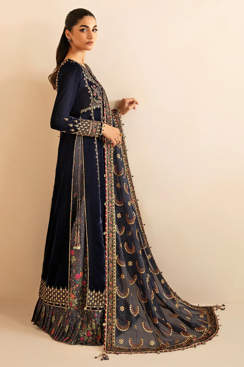 Shop JAZMIN Velvet Formal VF-2031 at Raz Ruya! Huge discounts on luxury Pakistani designer wear. Fast delivery to UK, USA & Canada. End-of-Year & New Year Sale!