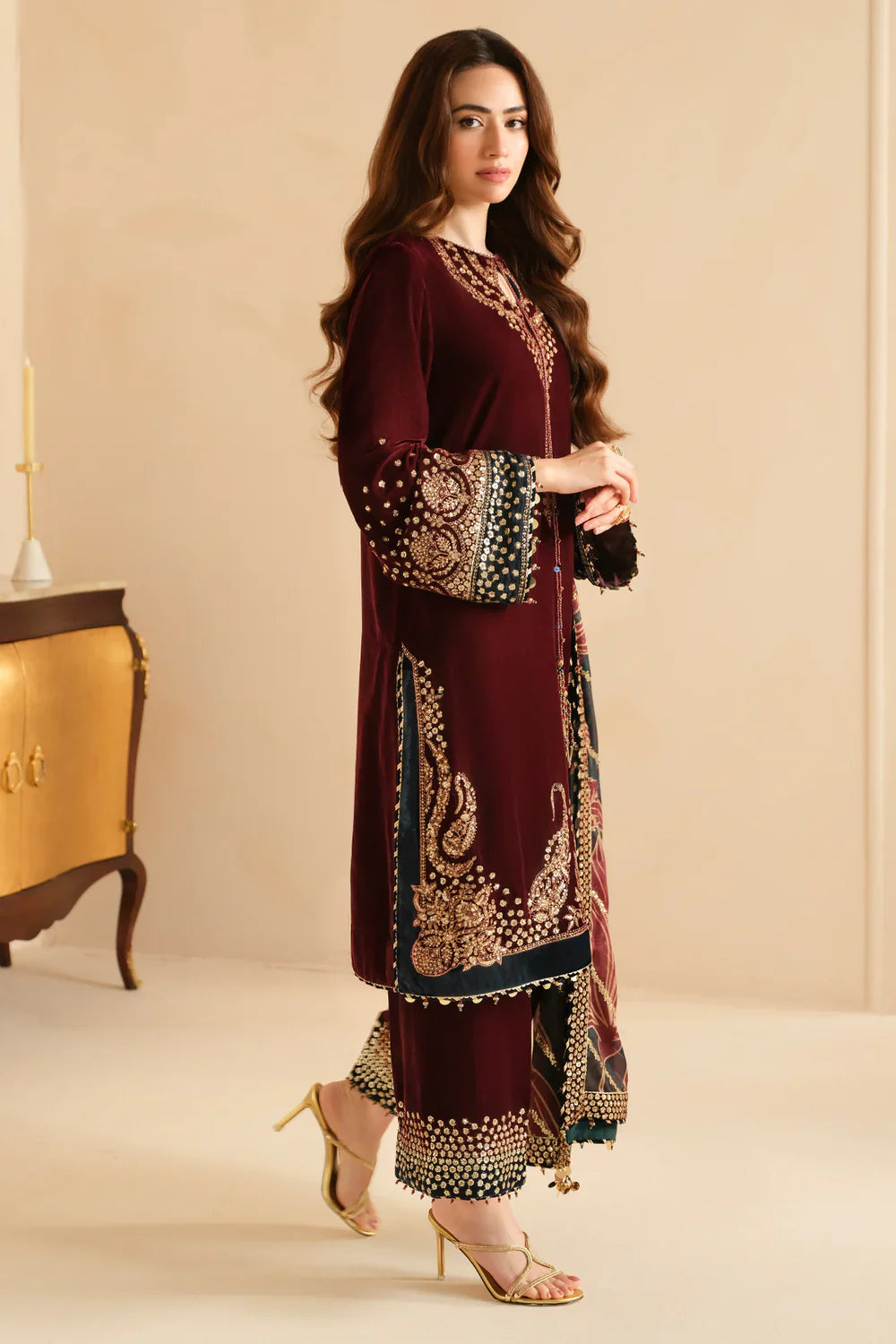 JAZMIN | Embroidered Velvet Formal VF-2038