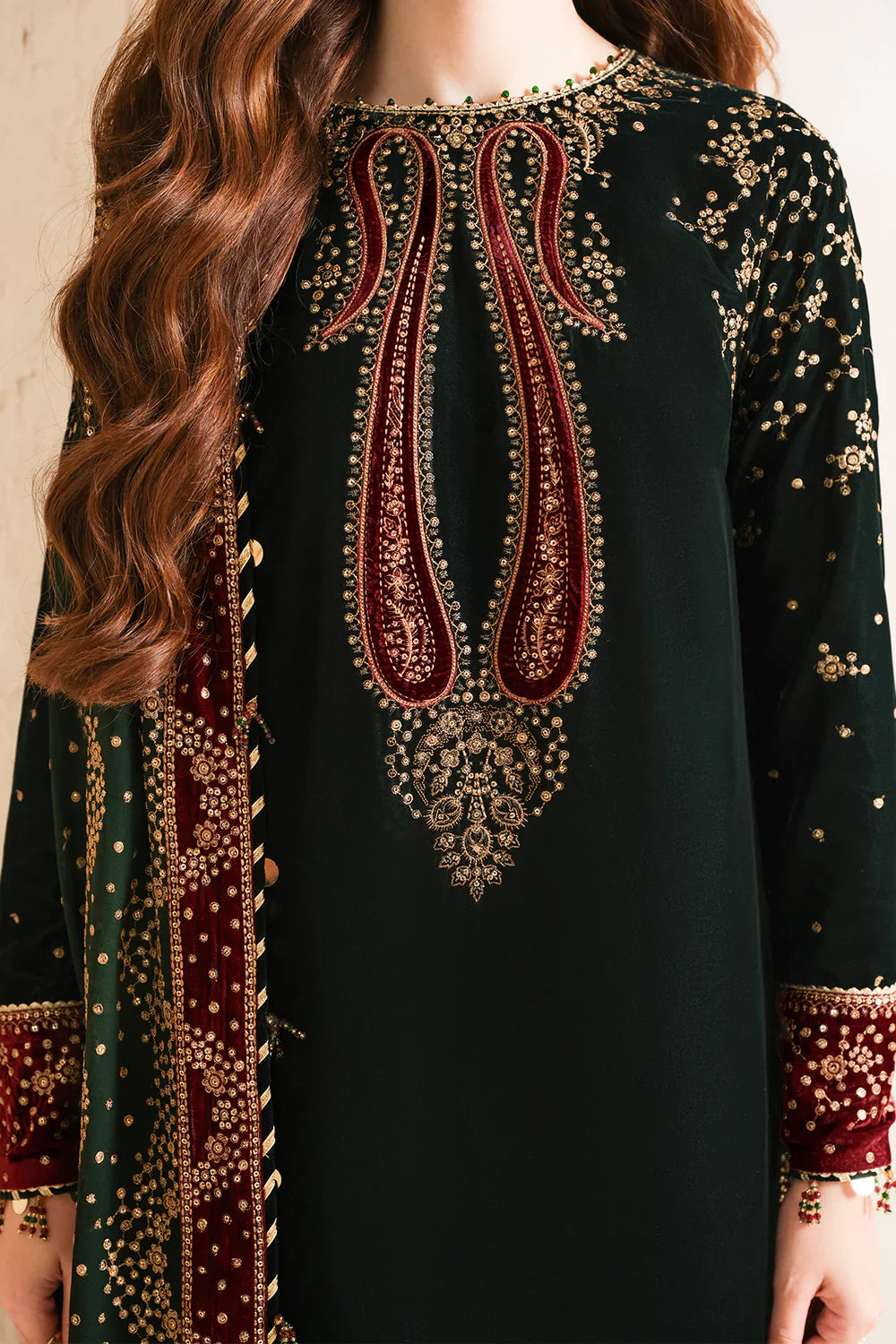 Shop JAZMIN Velvet Formal VF-2034 at Raz Ruya! Huge discounts on luxury Pakistani designer wear. Fast delivery to UK, USA & Canada. End-of-Year & New Year Sale!